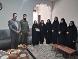 تجلیل تیم مدیریتی بیمارستان پاسارگاد از خانواده اهداکننده عضو به مناسبت روز ملی اهدای عضو